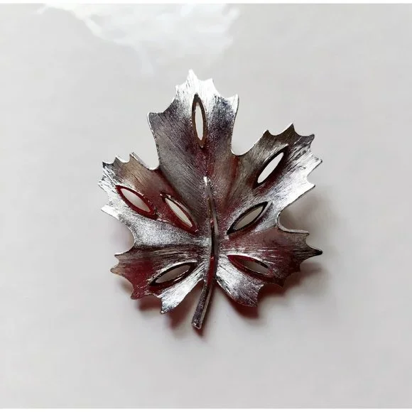 BSK Jewelry Vintage Bsk Maple Leaf Silver Tone Brooch Pin